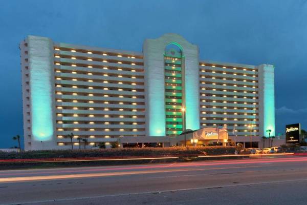 Radisson Suite Hotel Oceanfront