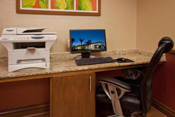 Workspace - Holiday Inn Express North Palm Beach-Oceanview an IHG Hotel