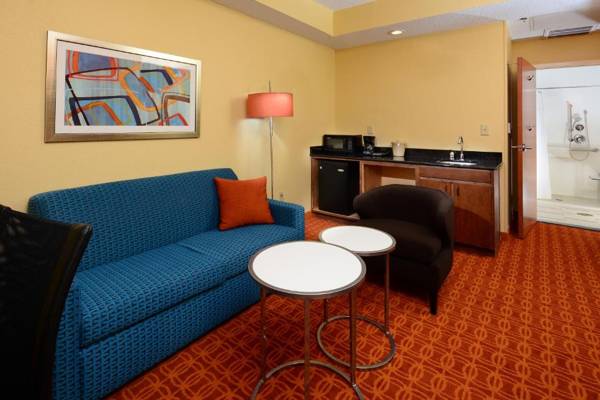 Fairfield Inn and Suites by Marriott Winston Salem/Hanes