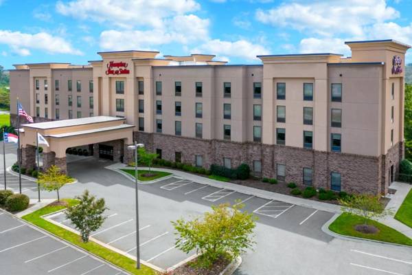 Hampton Inn & Suites Winston-Salem/University Area