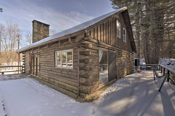 Cabin Private Hot Tub Walk to Pats Peak Ski Area