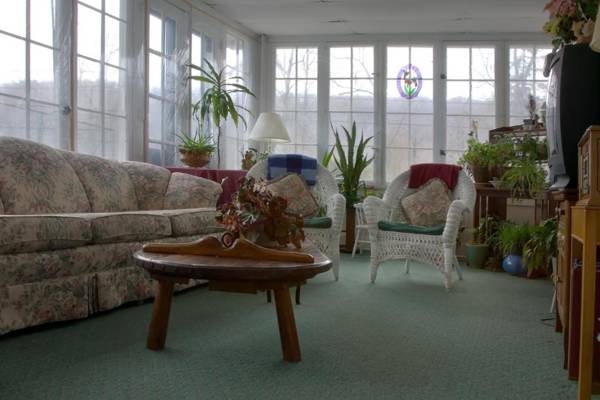 Inn at Starlight Lake & Restaurant