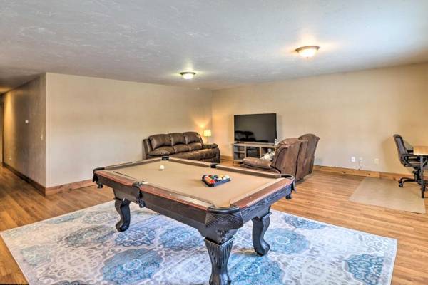 Columbia Falls Private Retreat Pool Table and Deck!