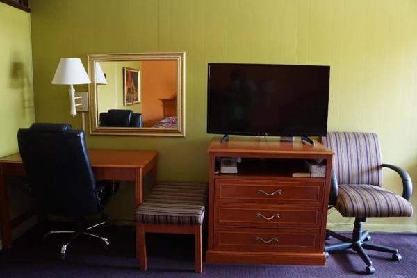 Workspace - Lincoln Motel