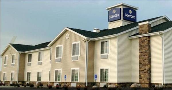 Boarders Inn and Suites by Cobblestone Hotels - Evansville