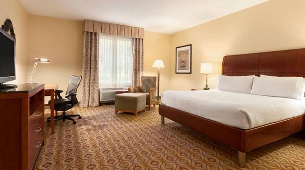 Hilton Garden Inn Solomons