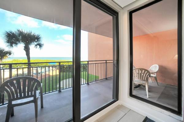 Oceanique Resort by Capital Vacations