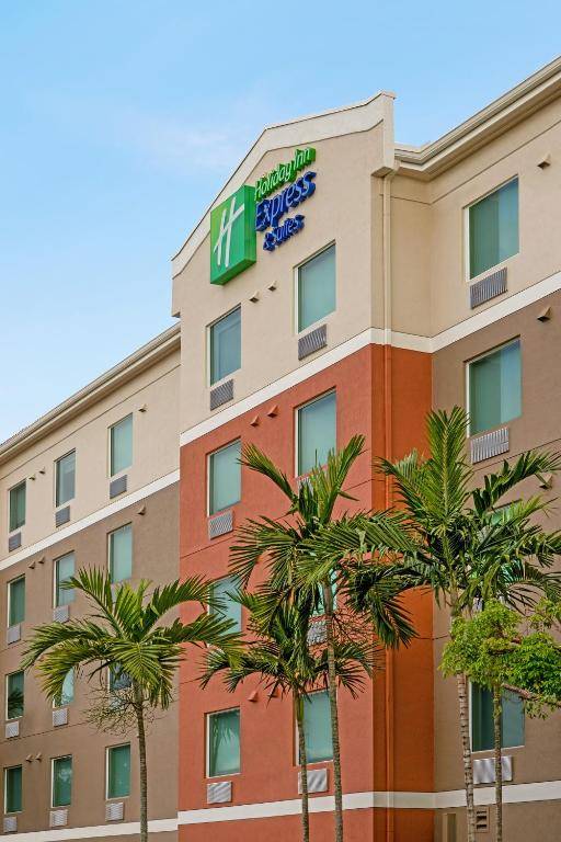 Holiday Inn Express Hotel & Suites Pembroke Pines Sheridan Street an IHG Hotel