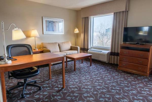 Workspace - Hampton Inn & Suites Chicago Deer Park