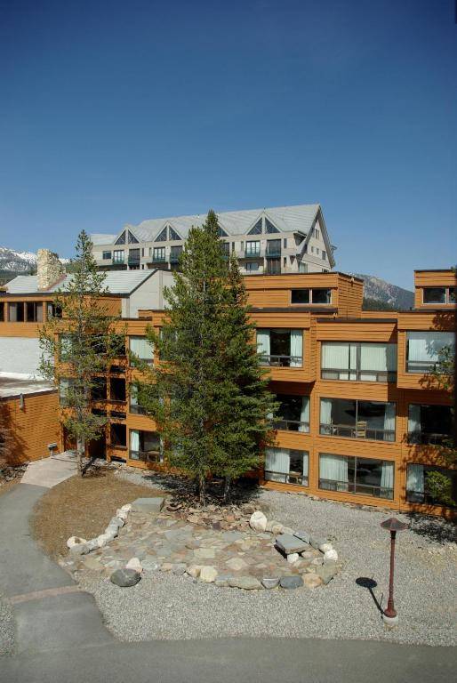 Huntley Lodge at Big Sky Resort