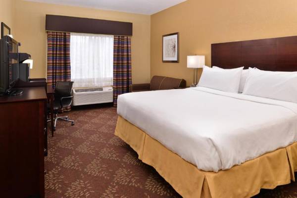 Holiday Inn Express Hotel & Suites Cincinnati-North/Sharonville