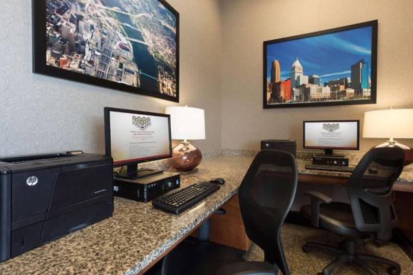 Workspace - Drury Inn & Suites Cincinnati Sharonville