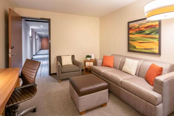 Workspace - Hyatt Place East Moline/Quad Cities