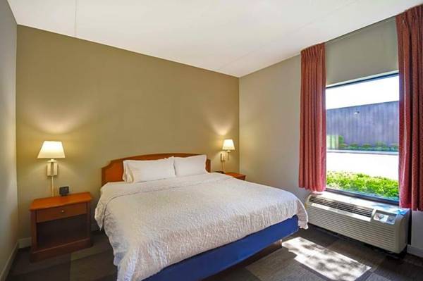 HAMPTON INN BURLINGTON/MOUNT HOLLY