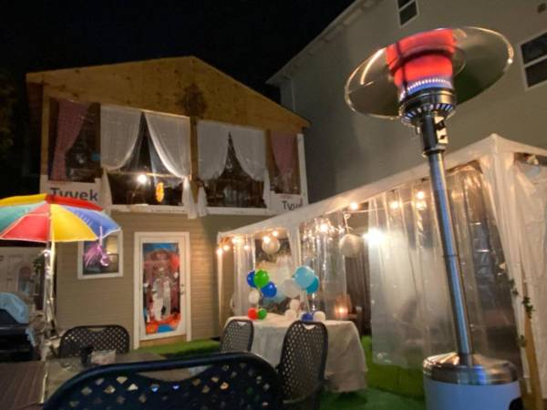 5patio 4 Enjoywnyeasy Commuterparkanywhether