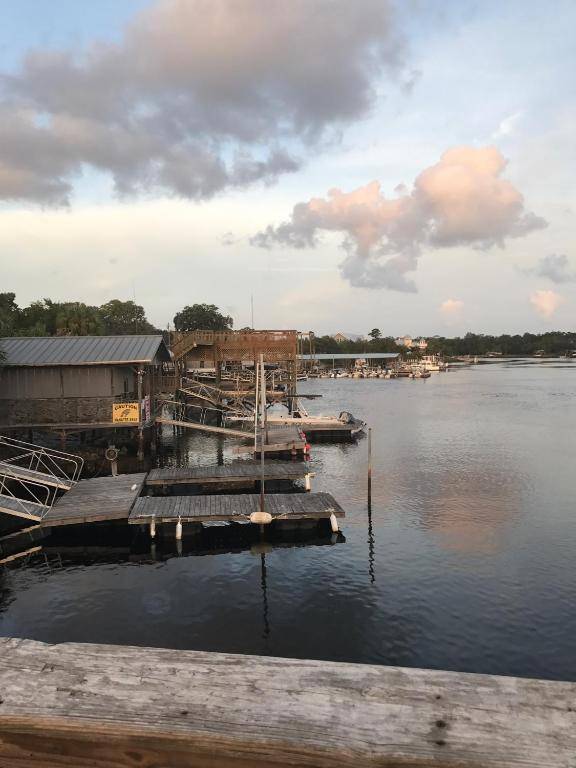 Steinhatchee River Inn and Marina