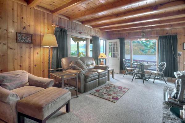 Waterfront Cabin on Vallecito Lake