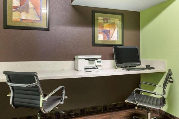 Workspace - Quality Inn Saint Robert - Ft. Leonard Wood