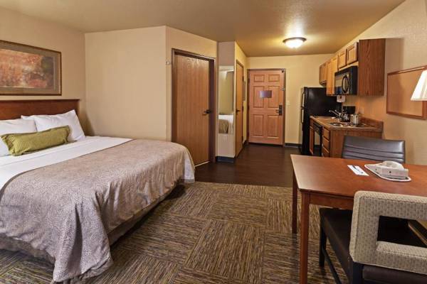 Candlewood Suites St. Robert an IHG Hotel