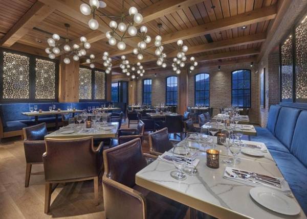 River House at Odette's