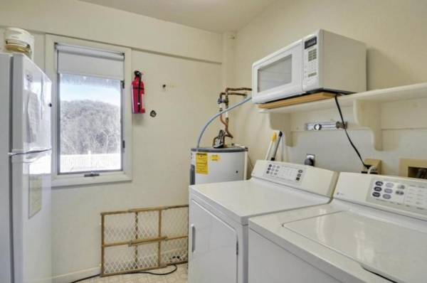 3055 - Blessed by the Sea