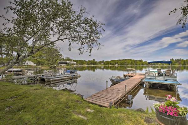 Lakefront New Auburn Apt with Sauna and Sun Porch