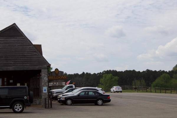 Sheldon's Motel and Restaurant