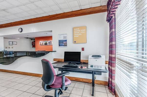 Workspace - Motel 6-Dumfries VA