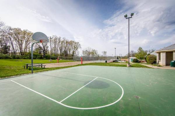 Holiday Inn Club Vacations Fox River Resort at Sheridan