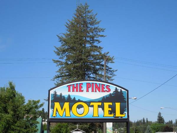 The Pines Motel