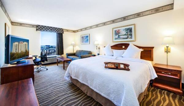 Hampton Inn & Suites-Atlanta Airport North-I-85