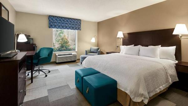 Hampton Inn & Suites Atlanta Airport West Camp Creek Pkwy