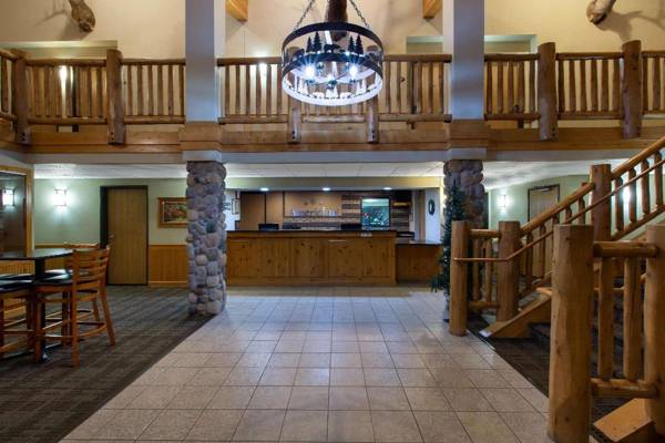 Cobblestone Hotel & Suites - Ladysmith