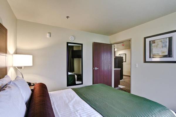 Cobblestone Hotel & Suites Pulaski/Green Bay