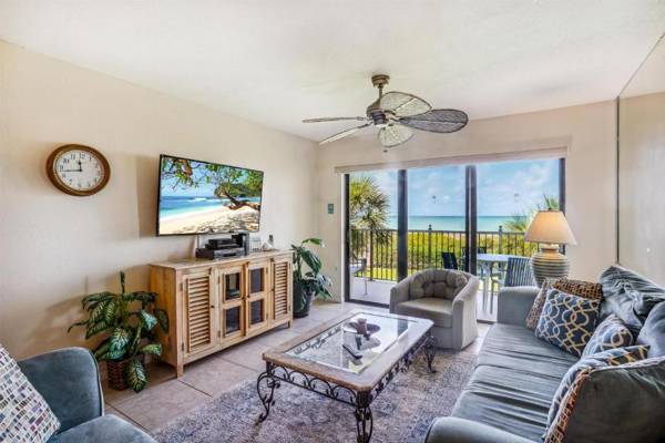 Land's End 303 building 8 Beautiful Condo With Panoramic Views