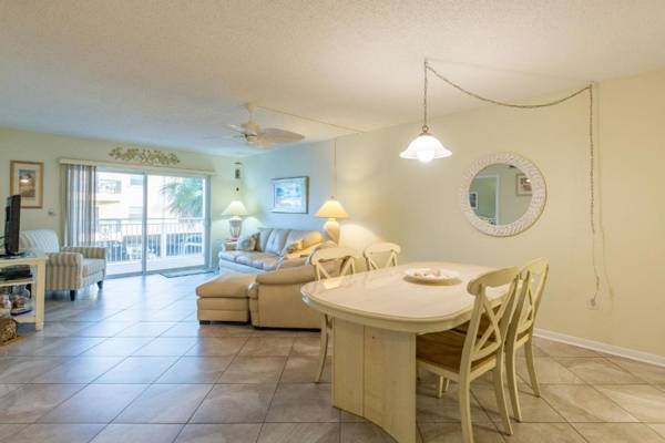 108 Madeira Norte Condo