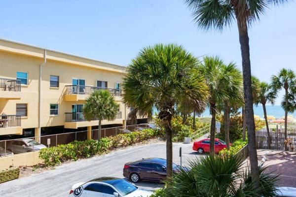 106 Madeira Norte Condo