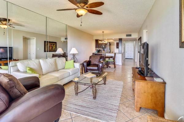 Land's End 203 building 6 Lovely Updates Beautiful Balcony Views