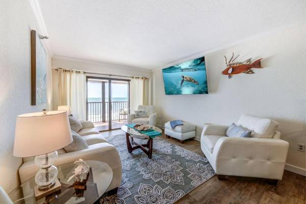 Villa Madeira 406 Beach Front-Pool-Balcony - Great updates