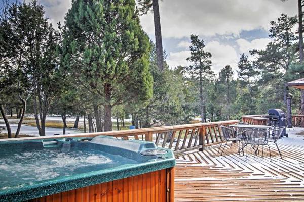 Rustic Alto Cabin with Hot Tub Deck and Fireplace!