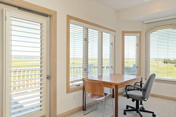 Workspace - Prime Time by Oak Island Accommodations