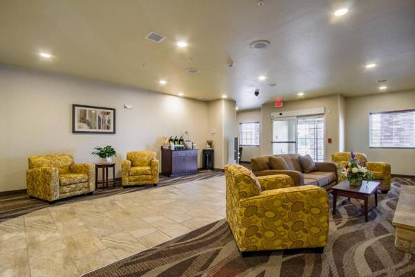 Cobblestone Hotel & Suites - Orrville