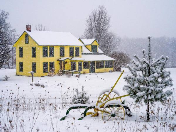 Bark Eater Inn