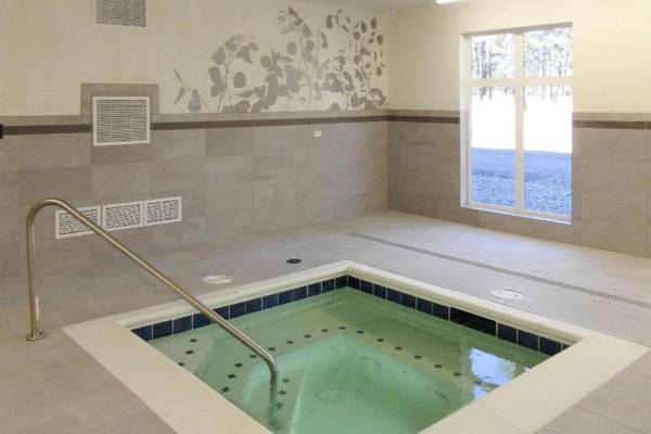 Klamoya Sleep Inn & Suites