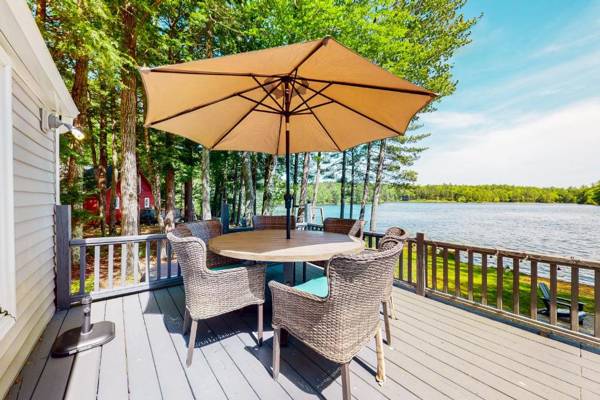 Lakefront Cabin