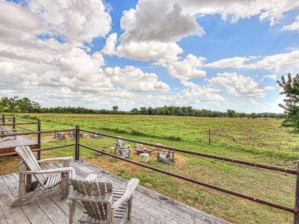 FlopHouze Shipping Container Hotel