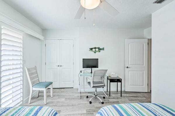 Workspace - Ponce Inlet Condo with Beach and Pool Access!