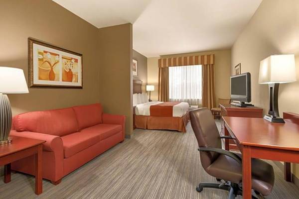 Workspace - Country Inn & Suites by Radisson Tampa Casino-Fairgrounds FL