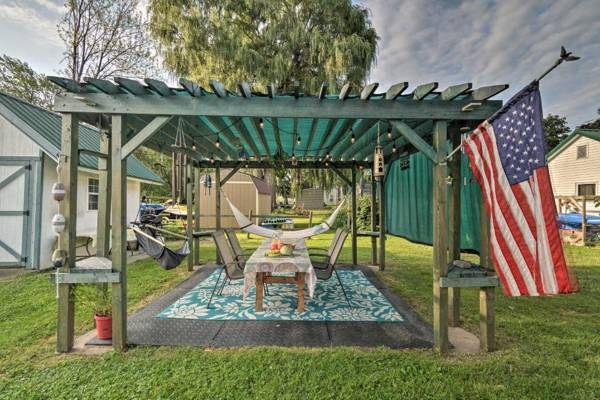 Lakeside Kent Home with Pier and Boat Ramp Access