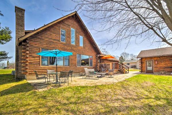 Beachfront Lake Michigan Log Cabin with Sauna!